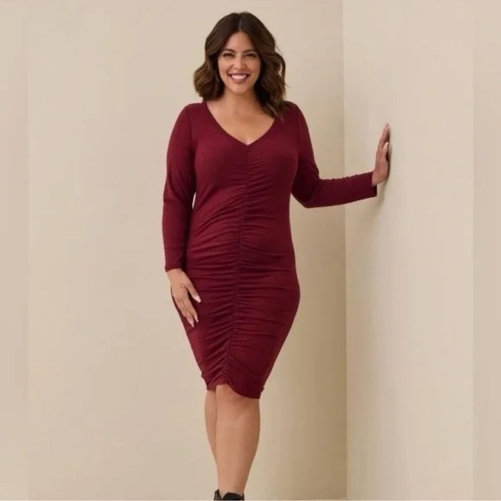 Torrid Red Ruched Bodycon Dress V-Neck Long Sleeve